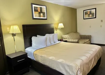 Cozy Inn hotel thumbnail 7