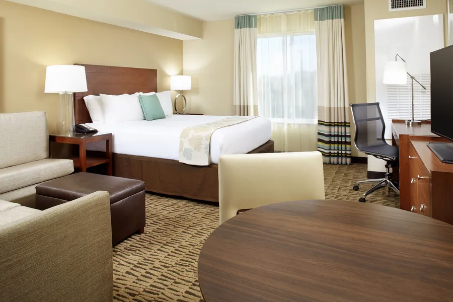 Hawthorn Suites by Wyndham Wheeling at the Highlands hotel detail image 6