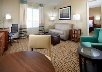 Hawthorn Suites by Wyndham Wheeling at the Highlands hotel thumbnail 7