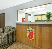 Super 8 by Wyndham Twinsburg/Cleveland Area hotel detail image 3