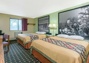 Super 8 by Wyndham Twinsburg/Cleveland Area hotel thumbnail 5