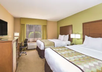 La Quinta Inn by Wyndham Austin North hotel thumbnail 6