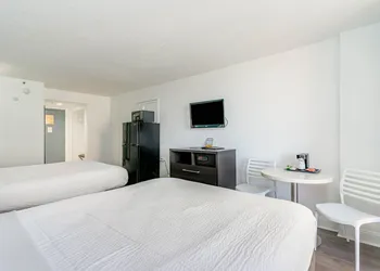 Sun N Sand Resort hotel thumbnail 4