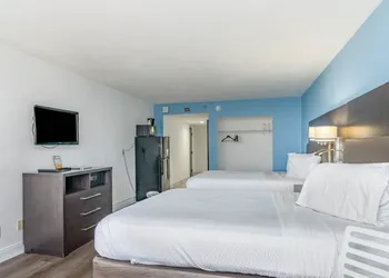Sun N Sand Resort hotel thumbnail 5