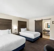 Travelodge by Wyndham Santa Rosa Wine Country hotel detail image 3