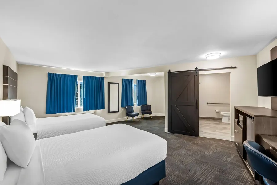 Travelodge by Wyndham Santa Rosa Wine Country hotel detail image 6