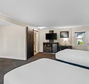 Travelodge by Wyndham Santa Rosa Wine Country hotel detail image 7