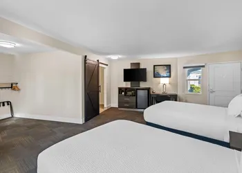 Travelodge by Wyndham Santa Rosa Wine Country hotel thumbnail 7