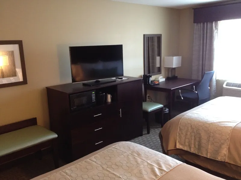 GrandStay Hotel & Suites hotel detail image 6