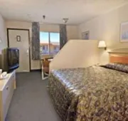 Hilltop Inn & Suites hotel detail image 7