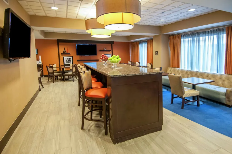 Hampton Inn Metairie hotel detail image 2