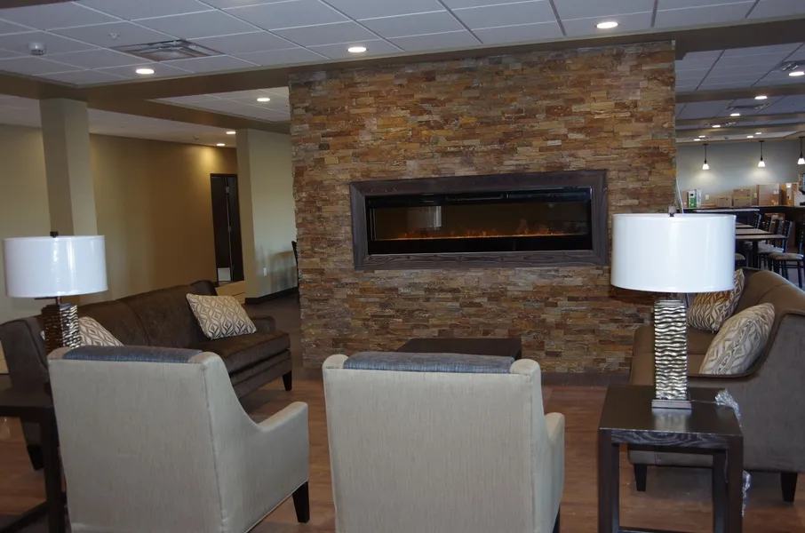 Best Western Plus Lacombe Inn & Suites hotel detail image 2