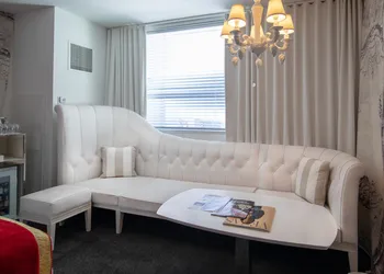 SAHARA Las Vegas hotel thumbnail 4