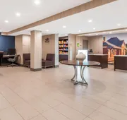 La Quinta Inn & Suites by Wyndham Aberdeen-APG hotel detail image 3