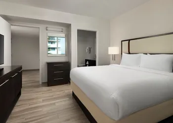 Residence Inn by Marriott Miami Beach Surfside hotel thumbnail 7