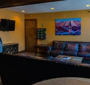 The Black Bear Lodge at Stratton Mountain Resort hotel detail image 4