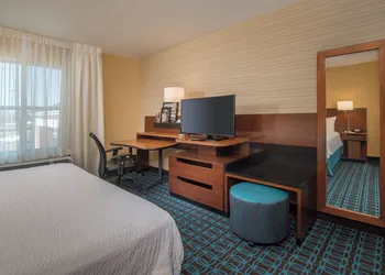 Fairfield Inn & Suites by Marriott Easton hotel thumbnail 5