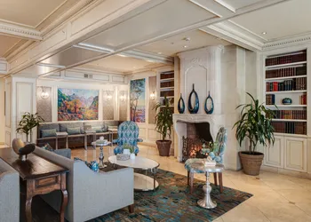 Ayres Hotel Seal Beach - Cypress hotel thumbnail 2