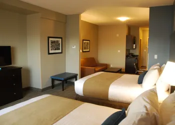 Best Western Plus Fort Saskatchewan Inn & Suites hotel thumbnail 8