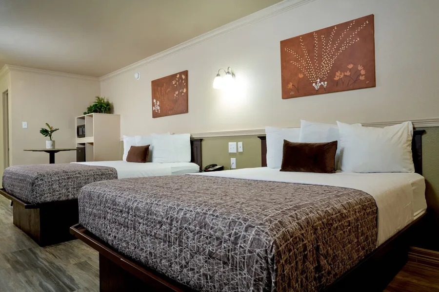 Family Garden Inn & Suites hotel detail image 2