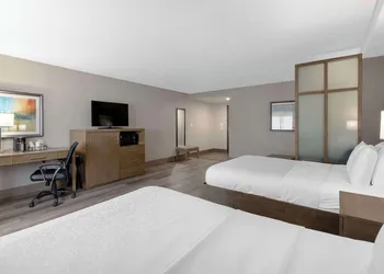 Best Western Plus Downtown North hotel thumbnail 7