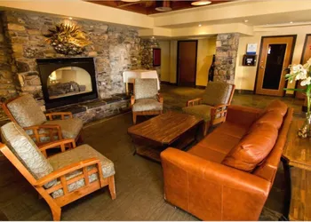 Sunshine Mountain Lodge hotel thumbnail 2
