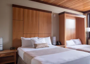 Sunshine Mountain Lodge hotel thumbnail 5