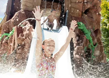 Grand Country Waterpark Resort hotel thumbnail 8