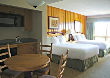 Fairmont Hot Springs Resort hotel thumbnail 8