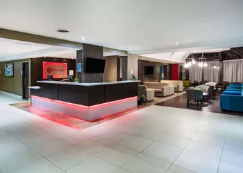 Ramada by Wyndham Jacksons Point hotel thumbnail 2