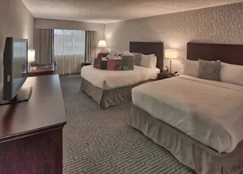 Somerset Inn hotel thumbnail 7