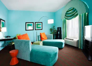 Holiday Inn & Suites Ocala Conference Center by IHG hotel thumbnail 4
