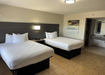 Travelodge by Wyndham Venice hotel thumbnail 6