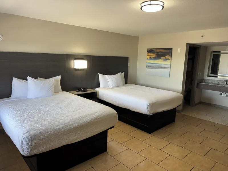 Travelodge by Wyndham Venice hotel detail image 6