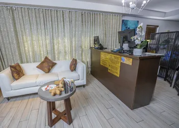 Beachside All Suites Hotel hotel thumbnail 2