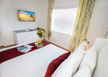 Beachside All Suites Hotel hotel thumbnail 8