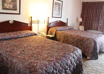 Tourway Inn hotel thumbnail 4