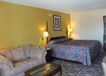 Tourway Inn hotel thumbnail 7