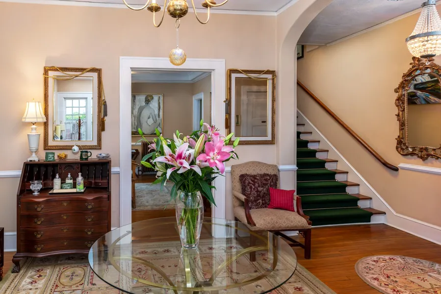 Abbington Green Bed & Breakfast Inn hotel detail image 2