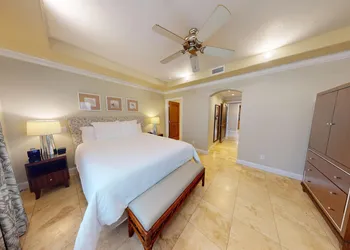Dolphin Bay Resort & Spa hotel thumbnail 3