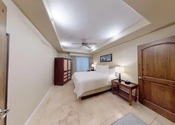 Dolphin Bay Resort & Spa hotel thumbnail 7