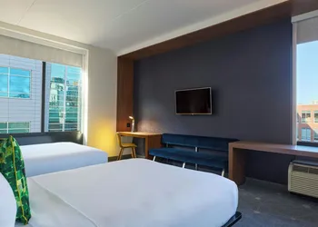 Aloft by Marriott Durham Downtown hotel thumbnail 5