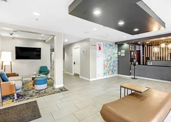 MainStay Suites hotel thumbnail 2