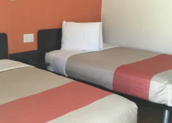 Motel 6 Ardmore, OK hotel thumbnail 8