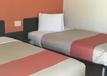 Motel 6 Ardmore, OK hotel thumbnail 8