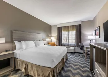 Country inn & Suites by Radisson, Bolingbrook- Romeoville, I-55 hotel thumbnail 6