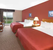 Super 8 by Wyndham St. Ignace hotel detail image 3