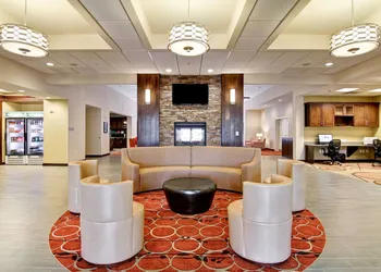 Homewood Suites by Hilton Woodbridge hotel thumbnail 3