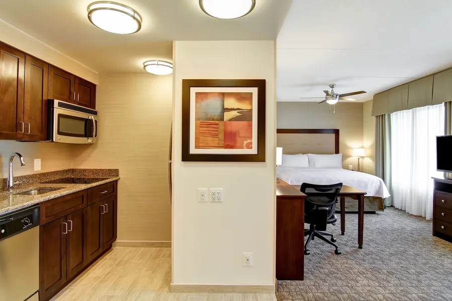 Homewood Suites by Hilton Woodbridge hotel detail image 6