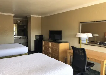 Lake Point Lodge hotel thumbnail 7